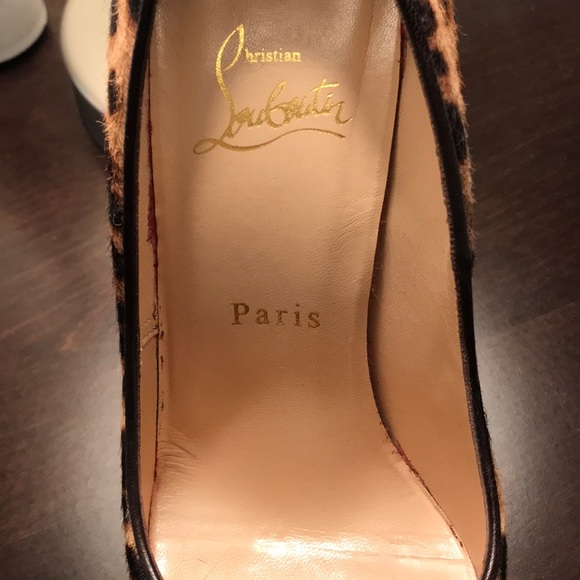 I don’t wear these shoes anymore. - Picture 4 of 6